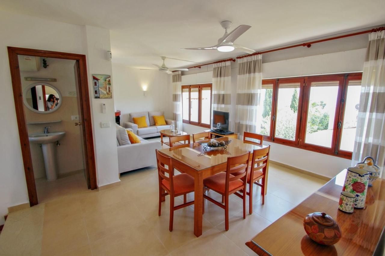 Tere - Holiday Home With Private Swimming Pool In カルプ エクステリア 写真